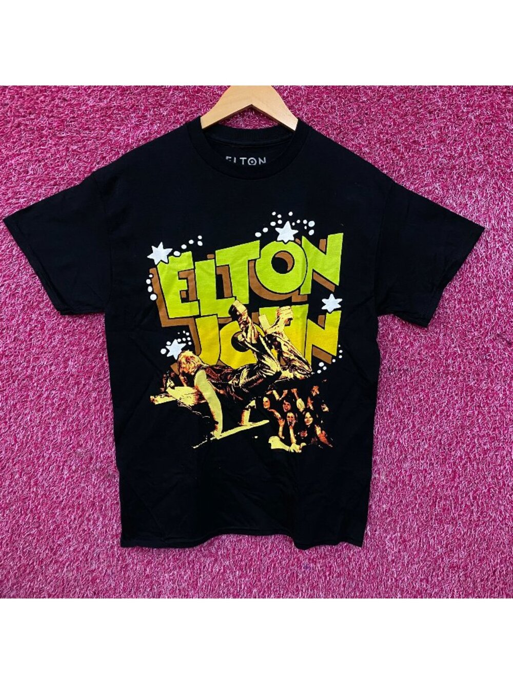 Elton John EJ Piano Handstand Photo Graphic T-Shirt Medium